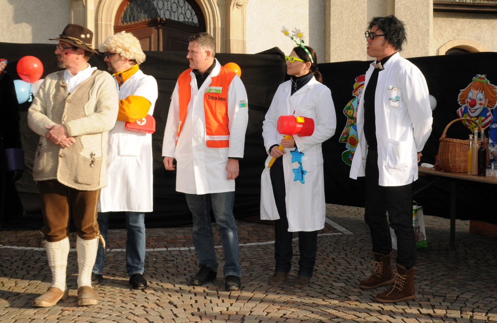 Schl__ssel__bergabe H__chst 12-01-2013 68_jpg-1358028643