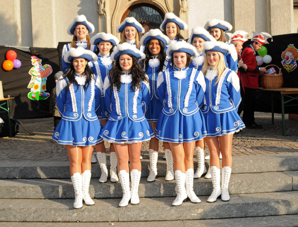 Schl__ssel__bergabe H__chst 12-01-2013 134_jpg-1358028793
