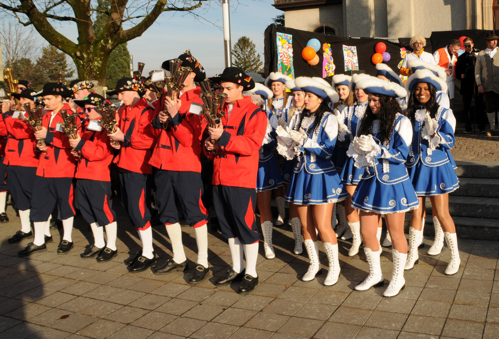 Schl__ssel__bergabe H__chst 12-01-2013 145_jpg-1358028860
