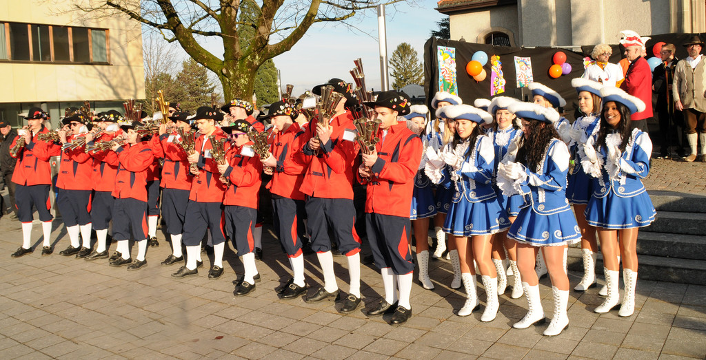 Schl__ssel__bergabe H__chst 12-01-2013 146_jpg-1358028886