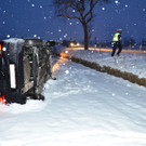 Fahrzeugüberschlag auf der B26 in Ternitz
