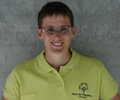 Johanna Pramstaller - Floorball_JPG-1358108915