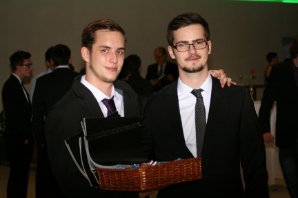 img_0852_jpg-1358143175