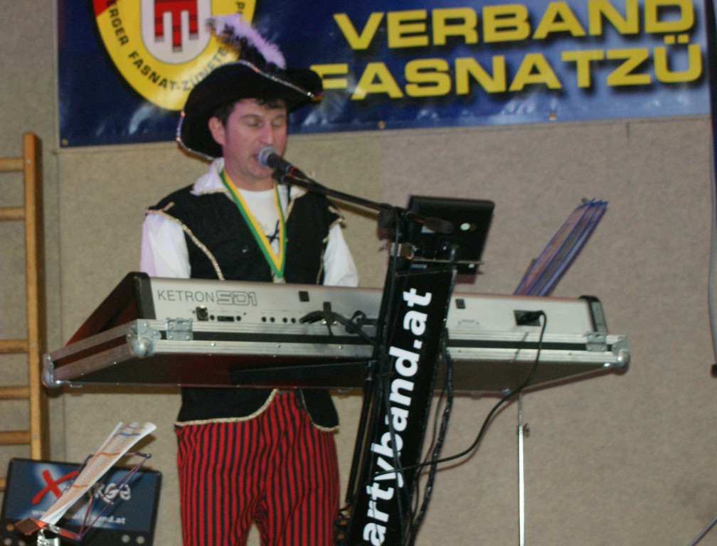 270_JPG-1358194869