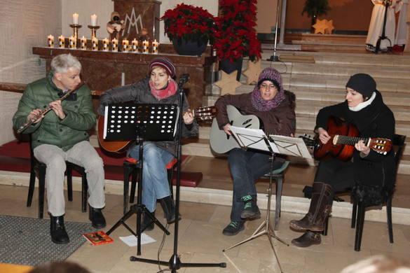 Familiengottesdienst Tauferneuerung Erstkommunion 2013 3_jpg-1358329859