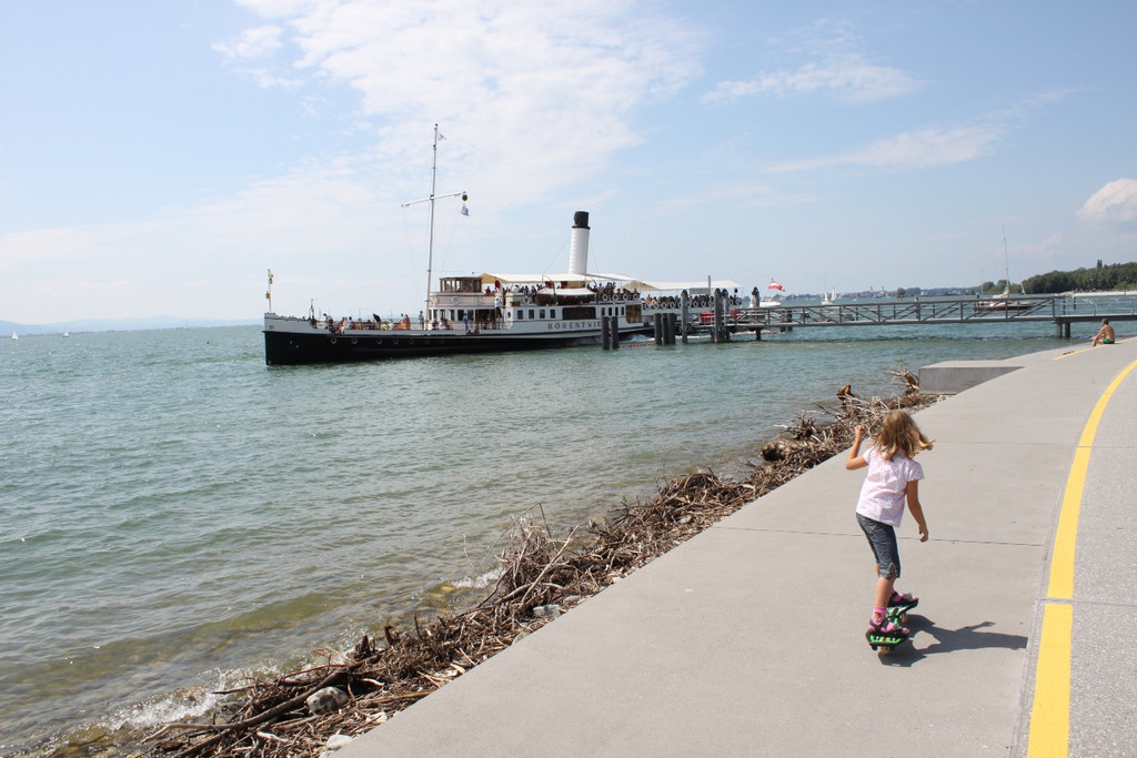 Schifffahrt am Landungssteg _3__jpg-1358437531