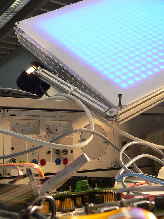 P10-LED-Beleuchtung mit Touchpanel.JPG