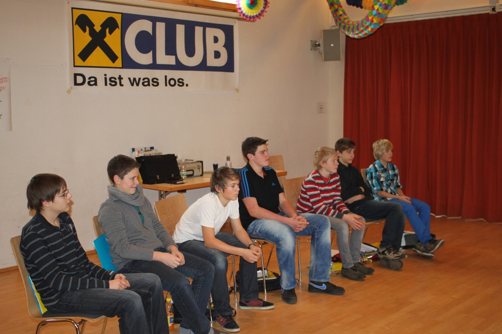 Raiba BEWERBUNG 4b MS H__ 14-01-2013 _18__jpg-1358591188