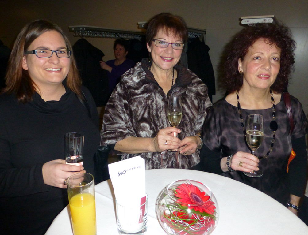Empfang15Martina_Rita_Erika_jpg-1358703883