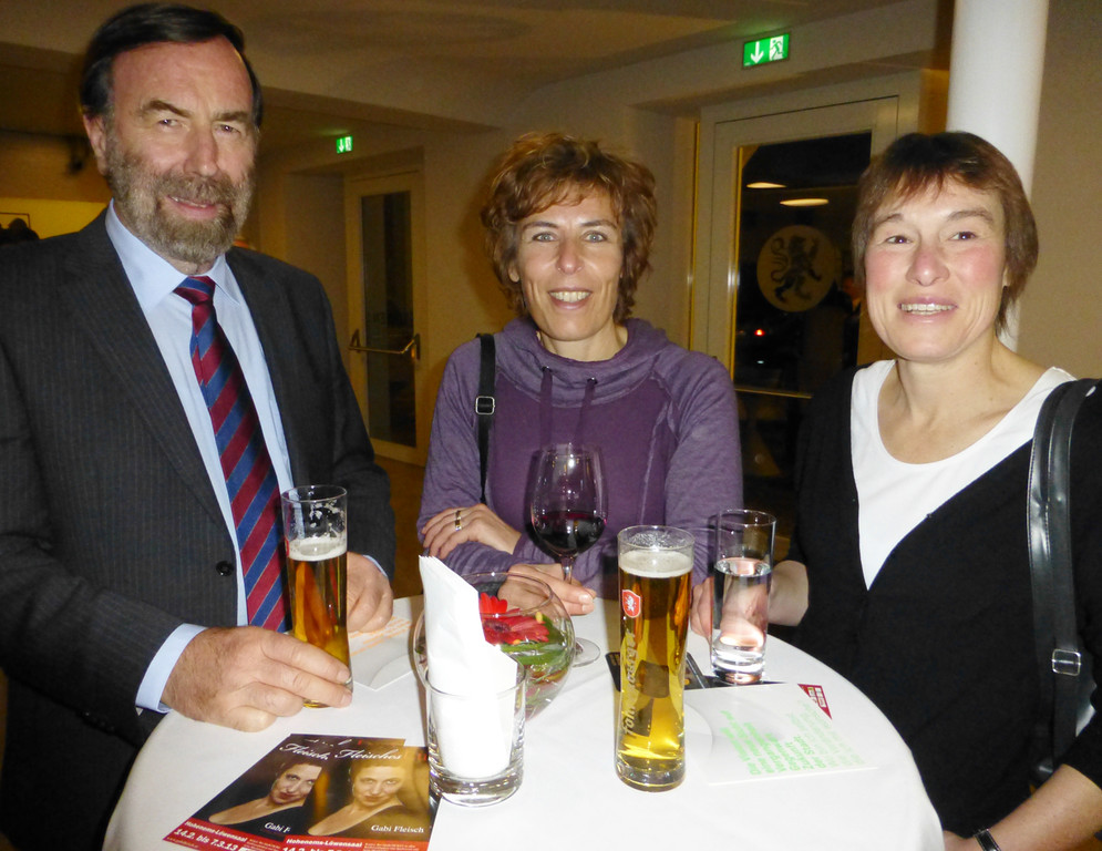 Empfang28Arnulf_Susi_Liesi_jpg-1358703990