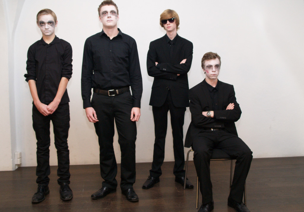 PB215426_jpg-1358771072