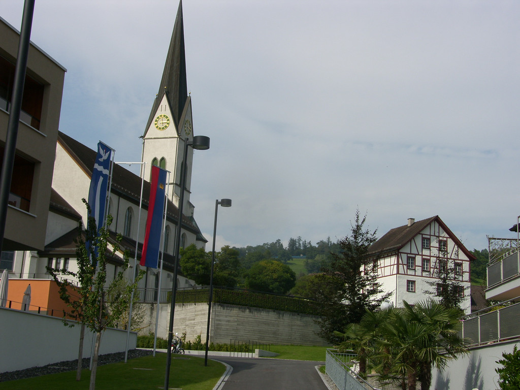 SH102913_JPG-1358783100