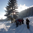 Gruppe vor Tafel 3.JPG
