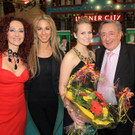 Ina Schedlberger ist Lugners Opernballprinzessin 2013