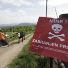 Deutsches Mädchen in Bosnien als Sklavin gehalten