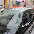 Holzpfosten fiel 15 Meter in die Tiefe: Zwei Personen in Leopoldstadt verletzt