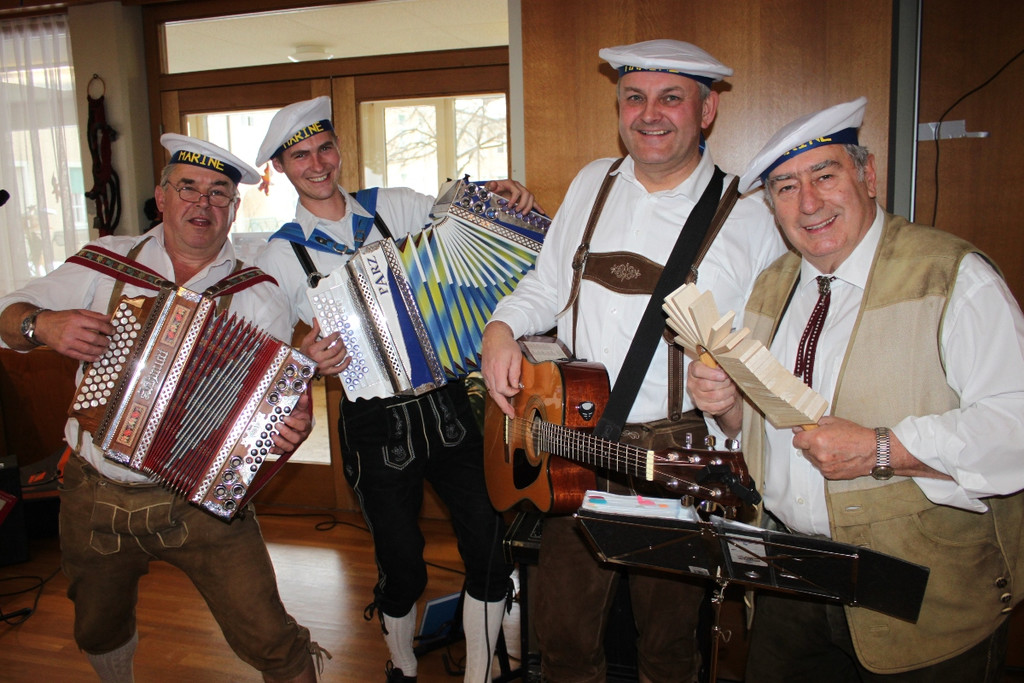 Jesuheim Fasching Schiff Ahoi 2013 _36__jpg-1359140751