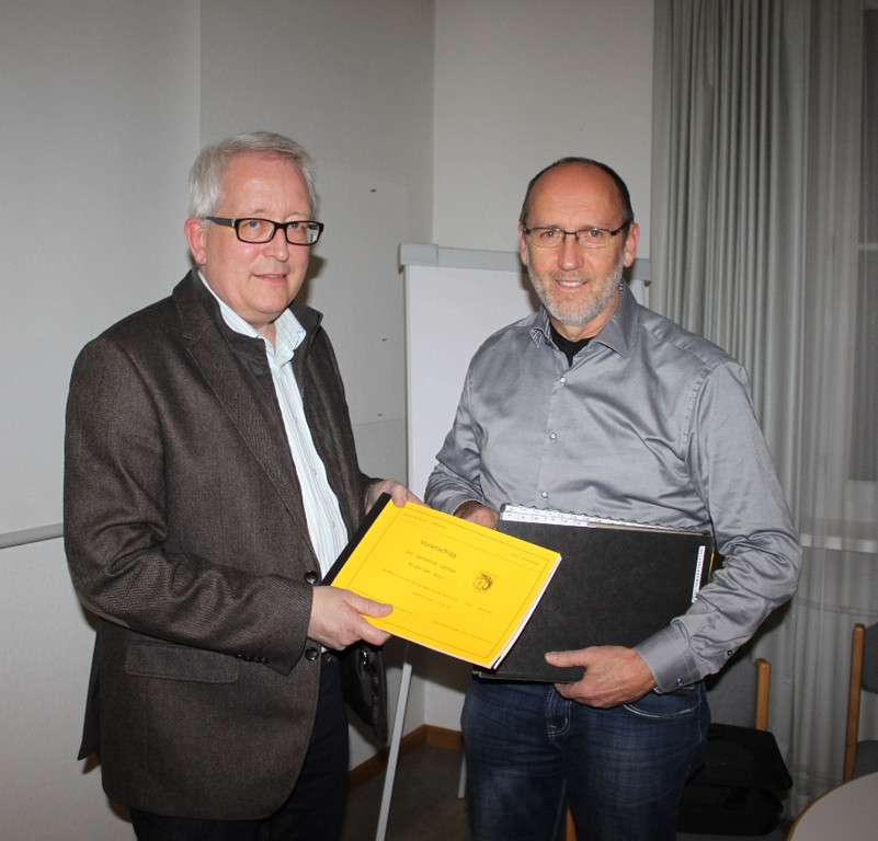 GV Sitzung BUDGET 2013 _2__jpg-1359189646
