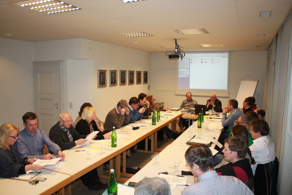 GV Sitzung BUDGET 2013 _25__jpg-1359189743