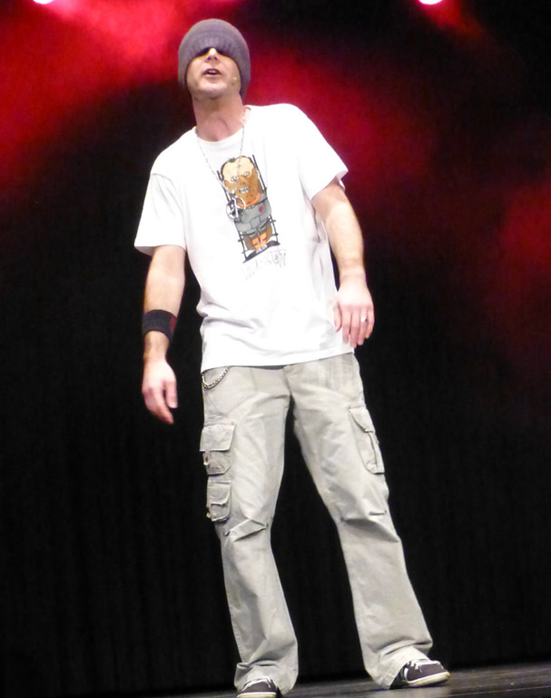 VfB7JFK_jpg-1359285826