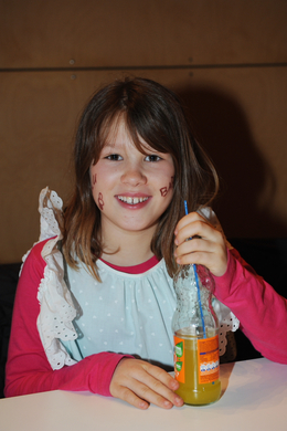 KinderfaschingMaeder039.JPG