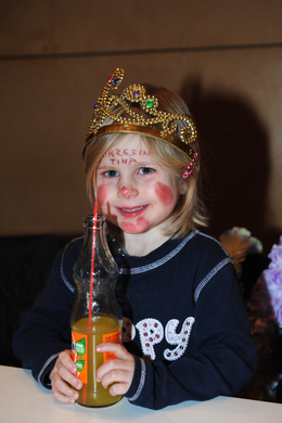 KinderfaschingMaeder042.JPG