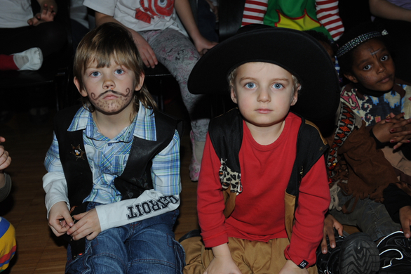 KinderfaschingMaeder103.JPG