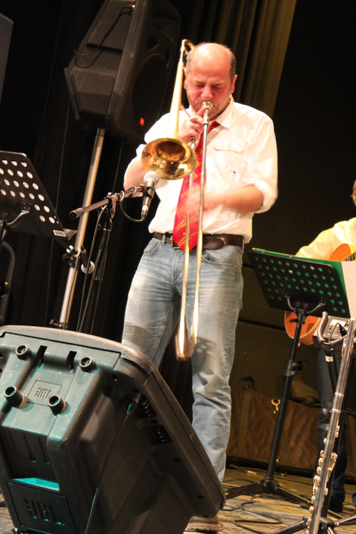 FunkSwingPolka_Fraxern_2013 _105__jpg-1359297236