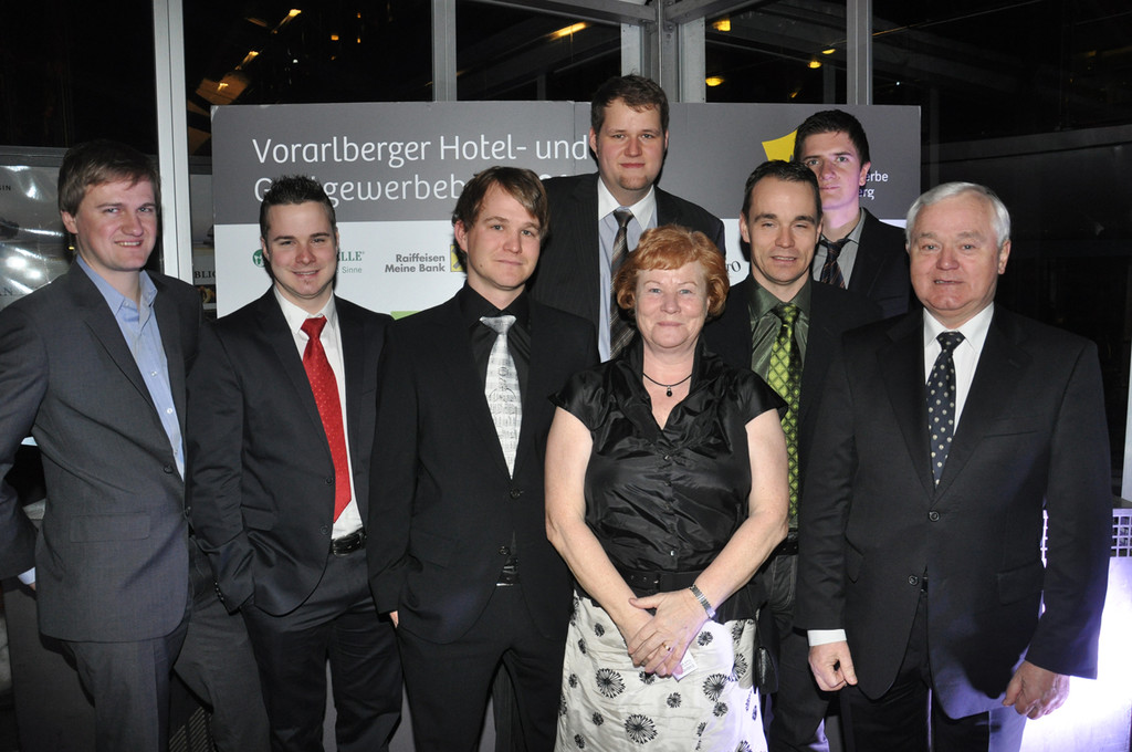 kshaketeamkrobath_jpg-1359479072