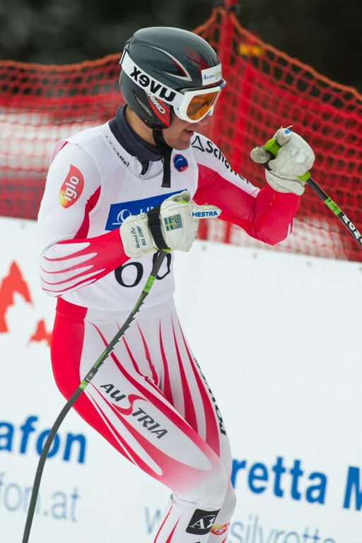 file68laafoafrs5quv995y_jpg-1359581760