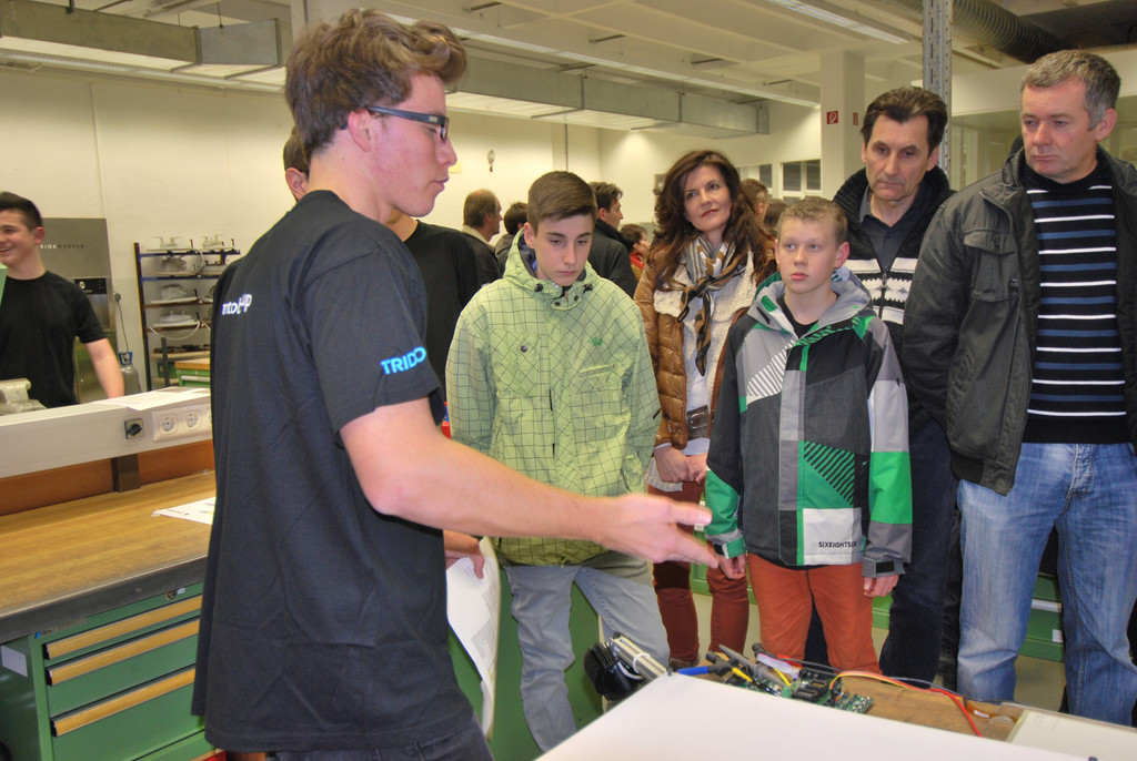 DSC_0035-1 Florentin K__bler spricht __ber die Ausbildung und sein Projekt.jpg