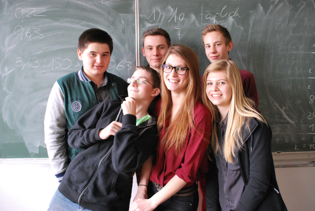 DSC_0088-1 Nach dem Workshop ganz entspannt - Gazi_ Harry_ Jan_ Stefanie_ Natalie_ Luca.jpg