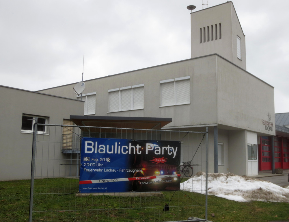 Feuerwehr Blaulicht PARTY Plakat 18-01-2013 _4__jpg-1359793284