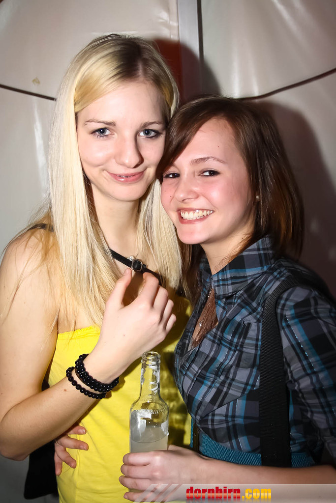 12544169.jpg