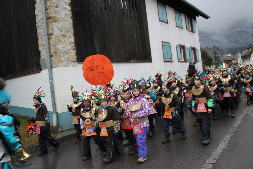 Faschingsumzug Ludesch 054_JPG-1359828683