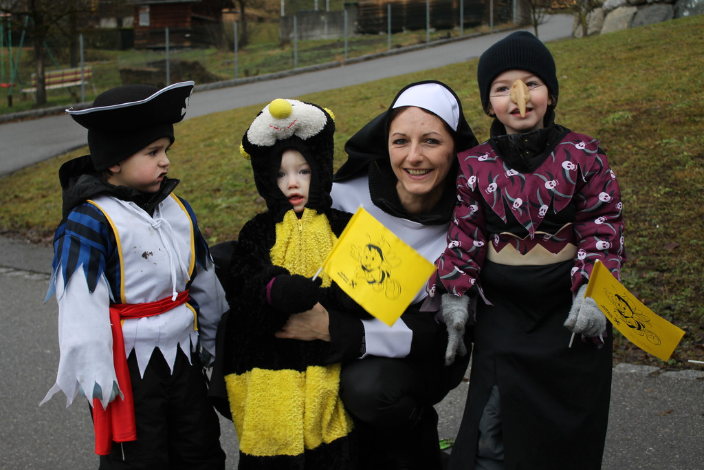 Faschingsumzug Ludesch 108_JPG-1359830136