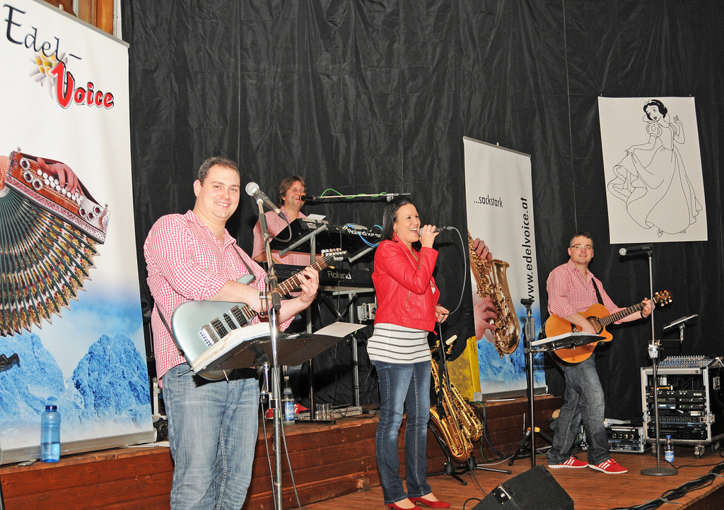 Ball SCF 02-02-2013 280_jpg-1359907073