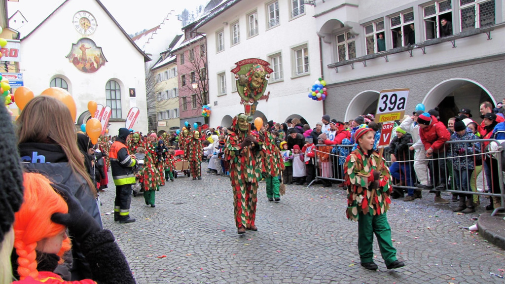 BK_Faschingsumzug FK 51_jpg-1359922475