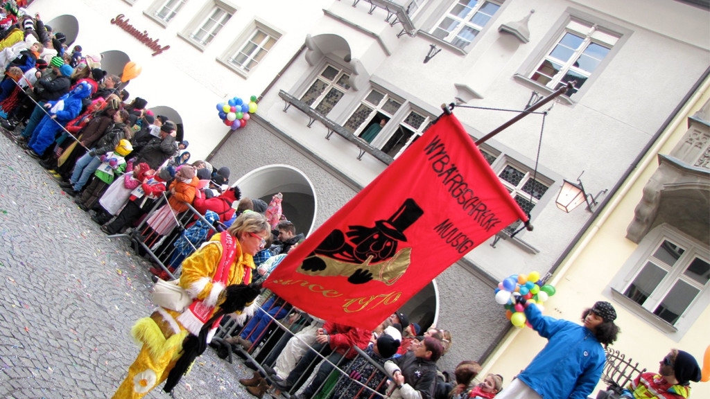 BK_Faschingsumzug FK 58_jpg-1359922523