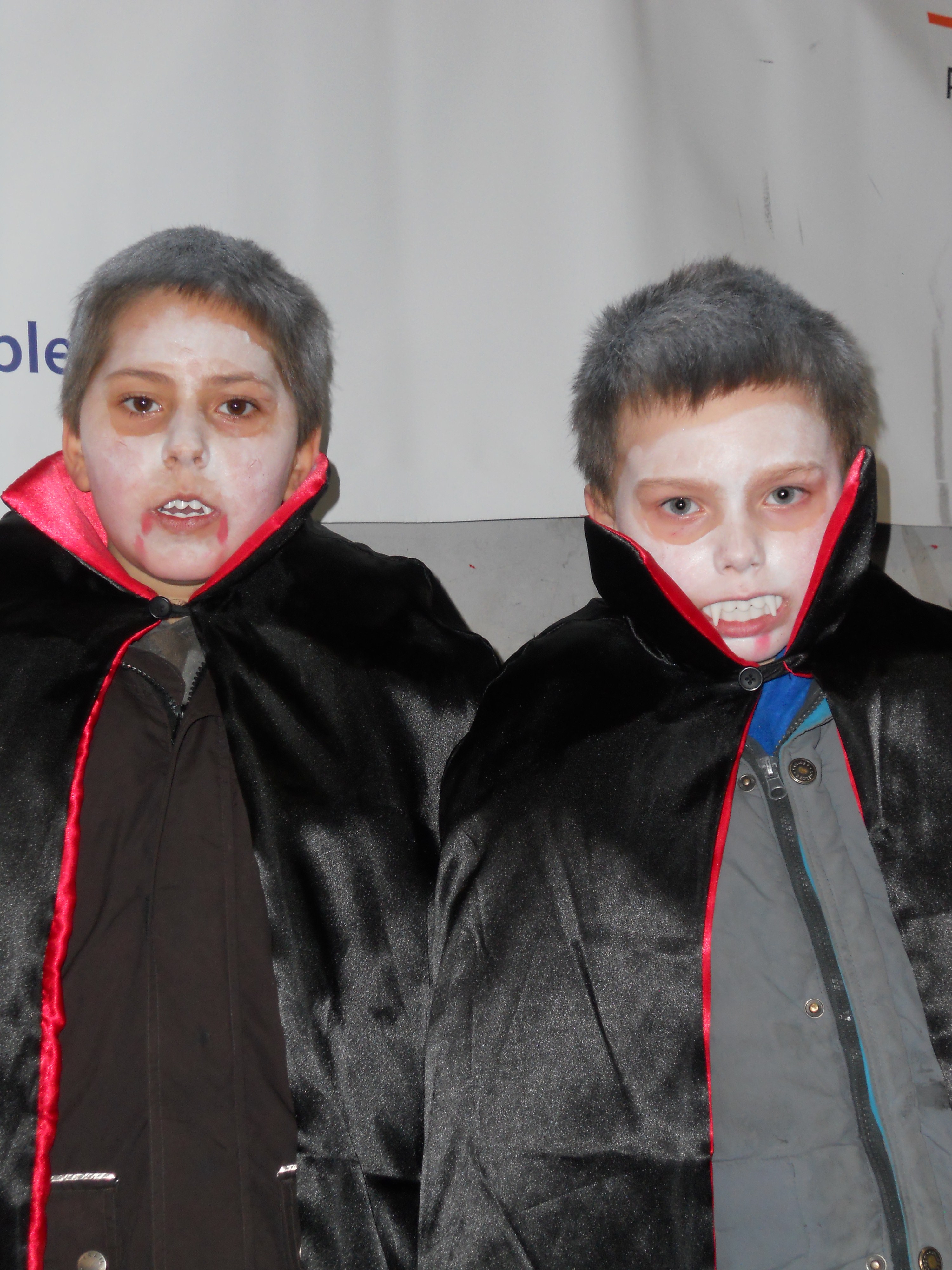 Damian _9_ und Jason _7_ aus Tisis.JPG