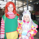 Die Nachbarinnen Martina _9_ und Elisa _4_ aus Muntlix.JPG