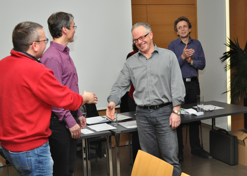 DSC_7351Gratulation z einstimmigen Obmann-Wahl_JPG-1360166357