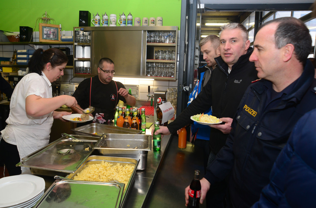 bratenklau05_jpg-1360267881