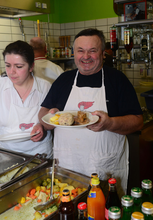 bratenklau08_jpg-1360267917