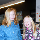 12 Eva _10_ und Lisa _9_ aus Feldkirch waren zum ersten Mal im Kinderkino.JPG