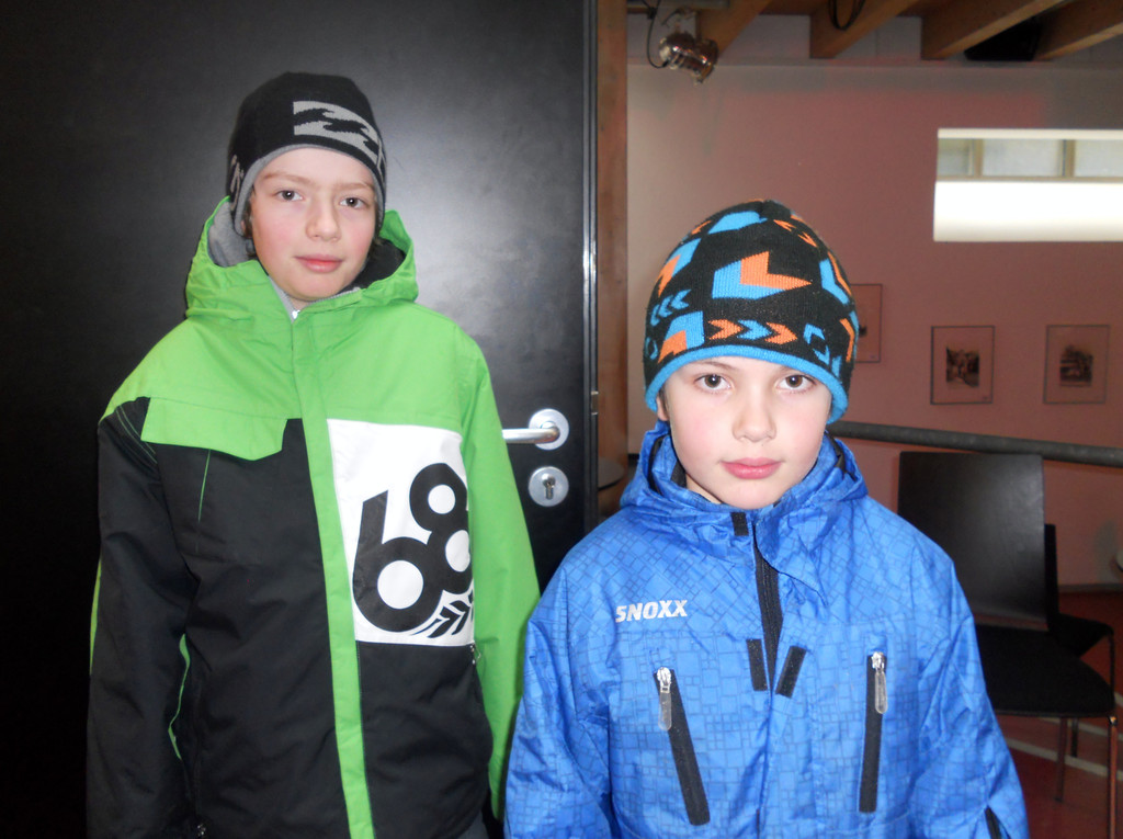 14 Zwei junge Kinobesucher.JPG