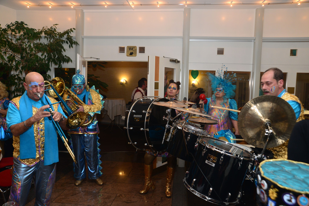 DSC_1001_jpg-1360415857