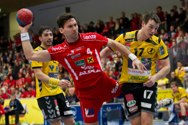 file68ql877l4pk11byt1tt_jpg-1360489458