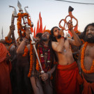 Mehr als 20 Millionen Gläubige baden bei Hindu-Fest im Ganges