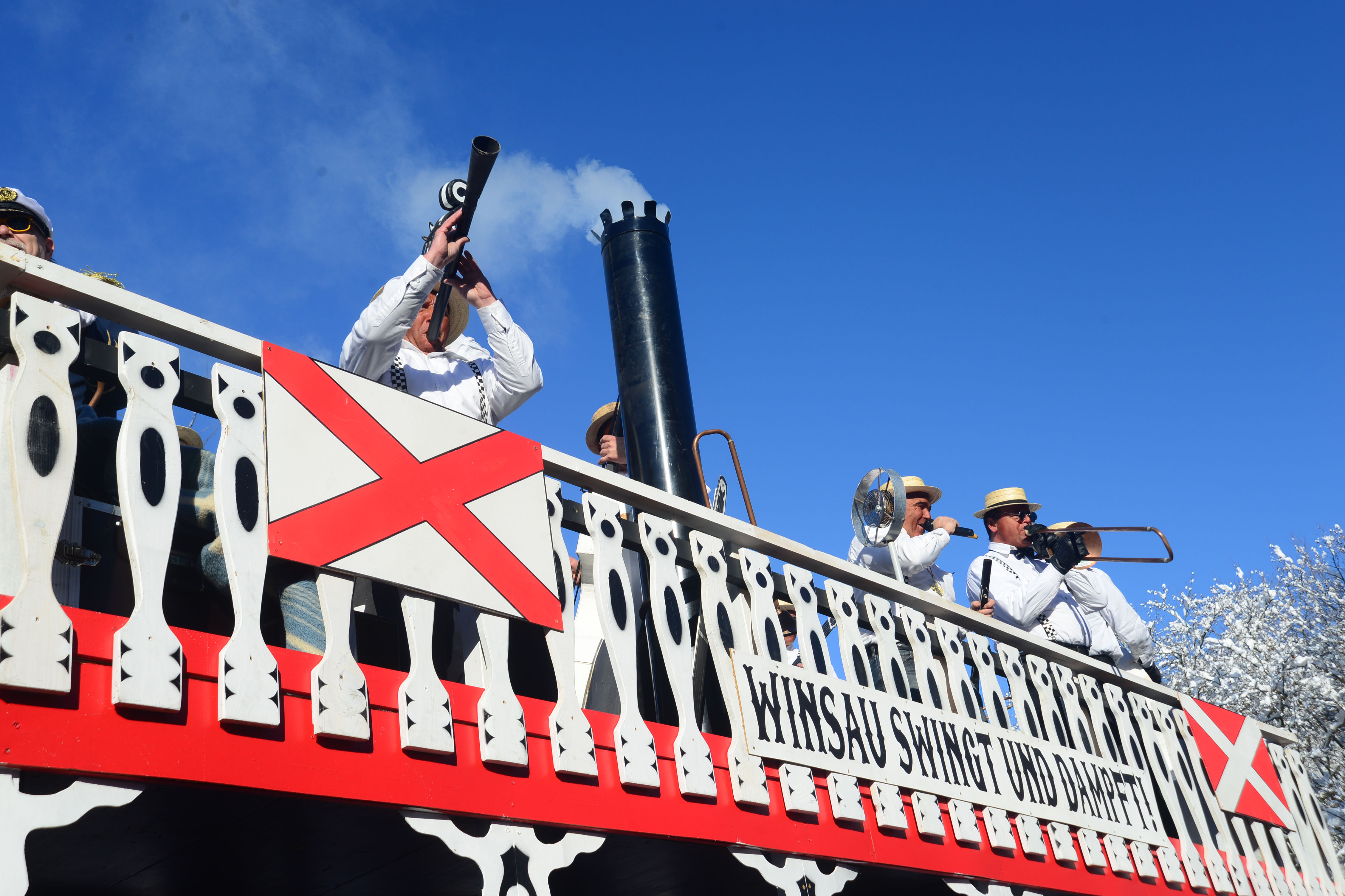 DSC_1165_jpg-1360519271